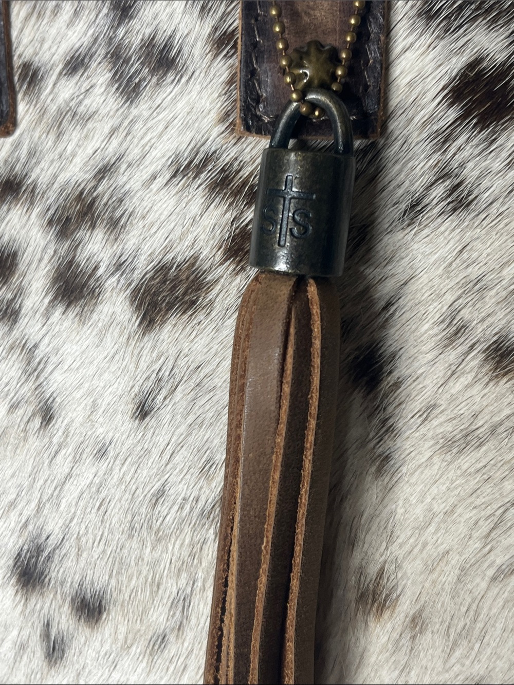 STS Ranchwear Bag - Tote Leather & cowhide Hair Fringe Tassel & Logo EUC - Picture 3 of 13